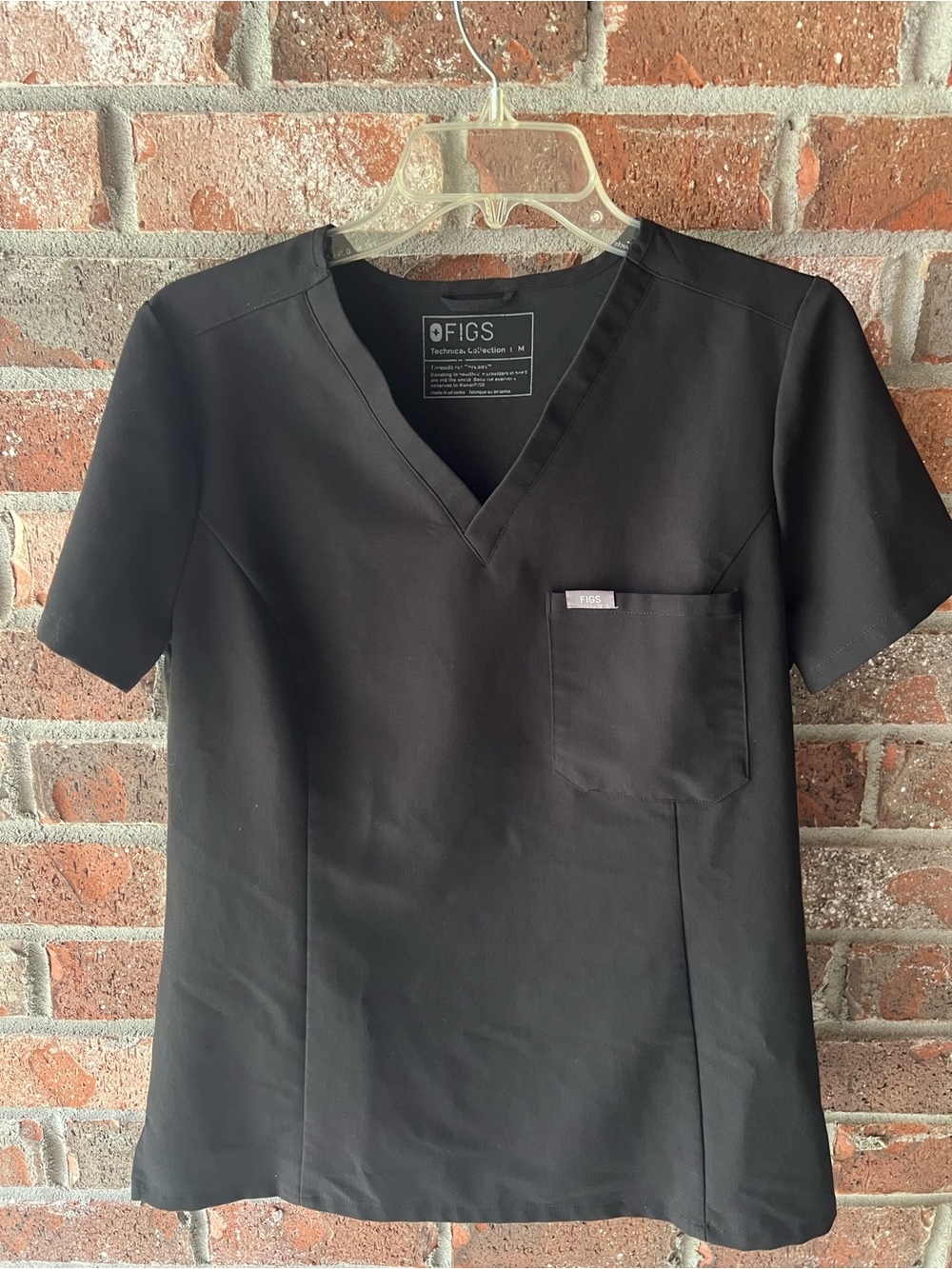 Figs Women's Scrub Black size medium